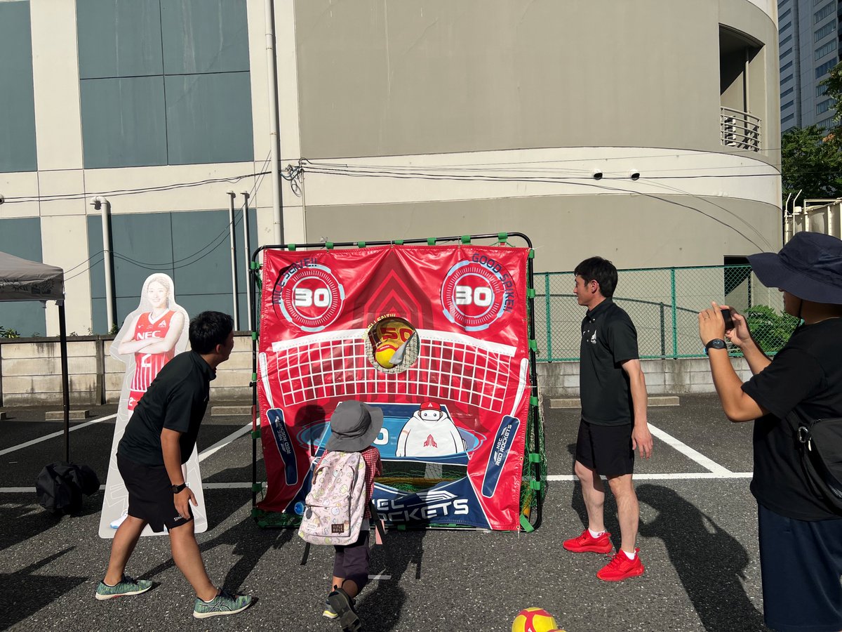 明日は、 「NECレッドロケッツ川崎 サーブターゲット」を開催いたし