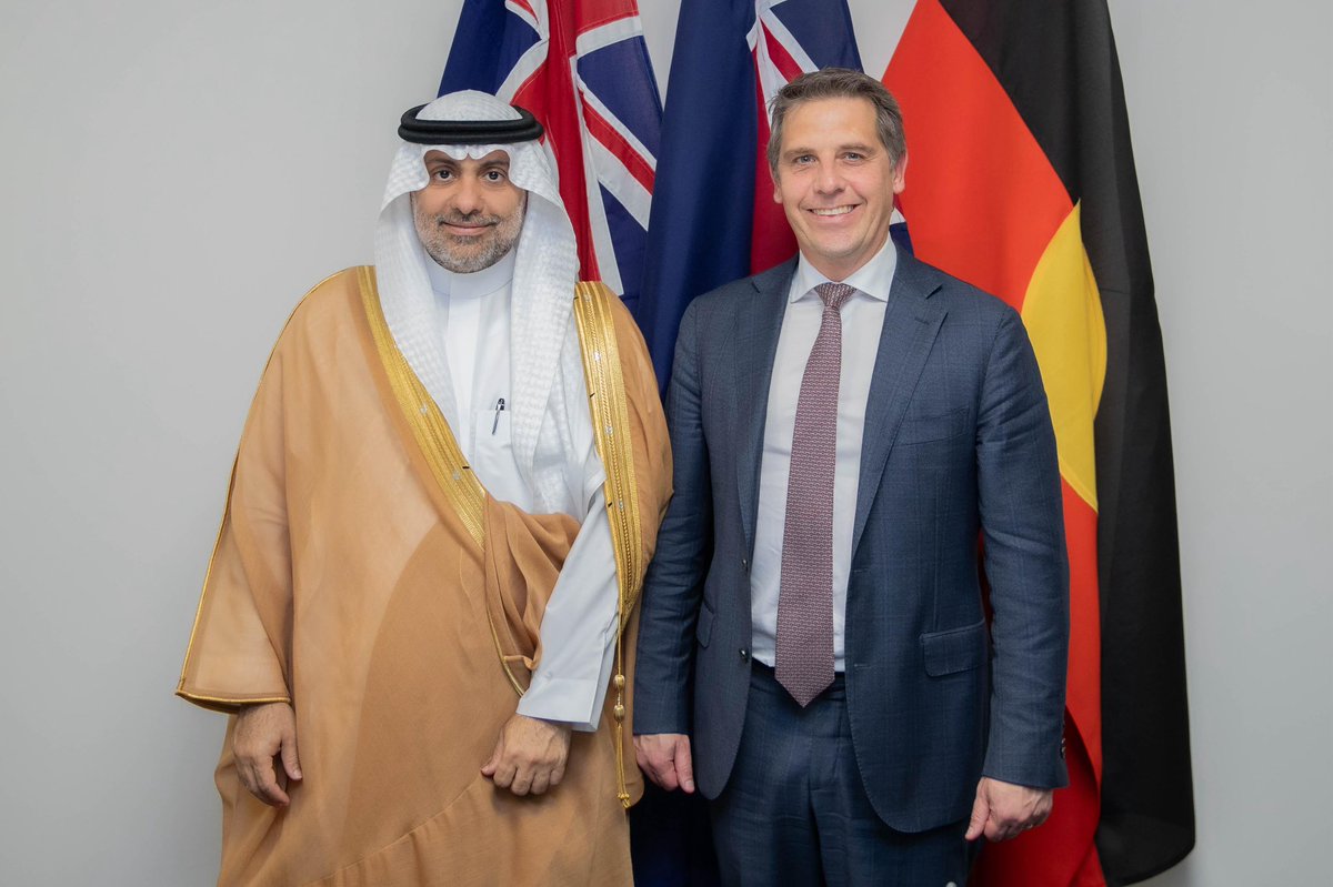 <a href="/WHO/">World Health Organization (WHO)</a> <a href="/HealthCo_sa/">Health Holding Co شركة الصحة القابضة</a> <a href="/nupco/">نـوبـكـو</a> التقيتُ بمعالي وزير الصحة في ولاية نيو ساوث ويلز ريان بارك بمدينة سيدني، وبحثنا سبل تعزيز التعاون المشترك في الصحة الرقمية والرعاية الافتراضية، إلى جانب عددًا من الموضوعات ذات الاهتمام المشترك و التي تسهم في تطوير خدمات الرعاية الصحية. 

*I look forward to deepening our