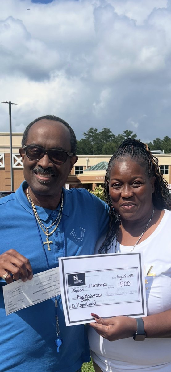 UCF DT #13…..

The Horace Lockett Foundation, giving back by making contributions and donations to the youth and high school football teams and basketball teams in the city of  Atlanta.