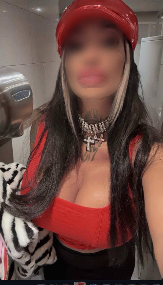 RED, the color of seduction...Sultry and Sensual..Passion &amp; Desire....Does Red look good on me? What's your favorite color?