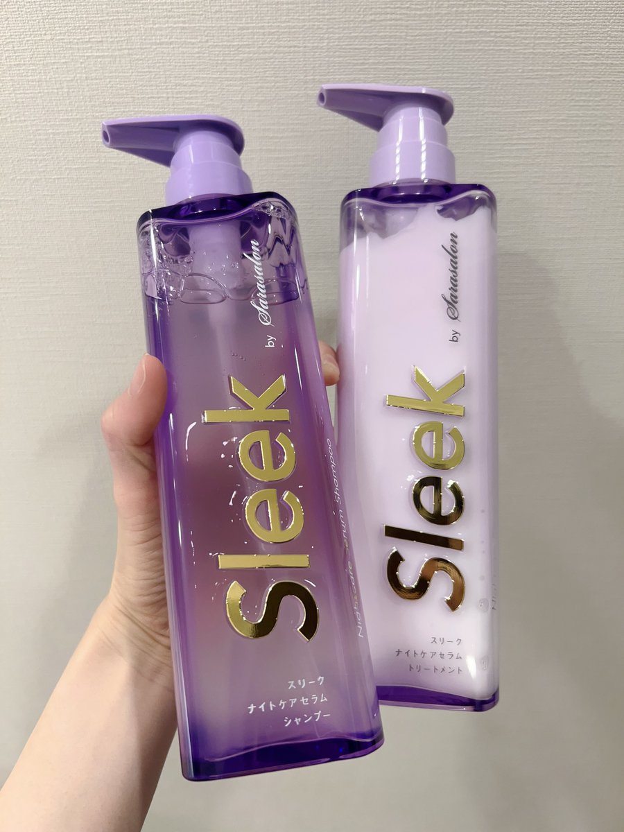 この２週間「Sleek」使ってみたんだけど、やばい。ドライヤーしたあと手ぐしでスンってまとまるの。私はパサついて広がりやすいタイプなんだけど、翌朝とくに髪が落ちついてる。朝の身じたくしてるときもスズランみたいな甘さと透明感のある香りがして毎日ちょっと幸せ。#sleek #PR