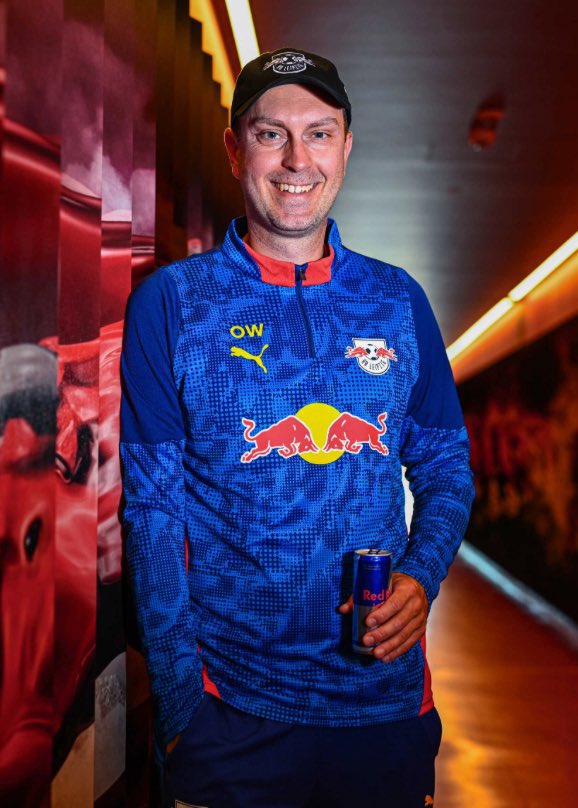 Aura wie ein nasses Papiertaschentuch der Typ. #FCBRBL