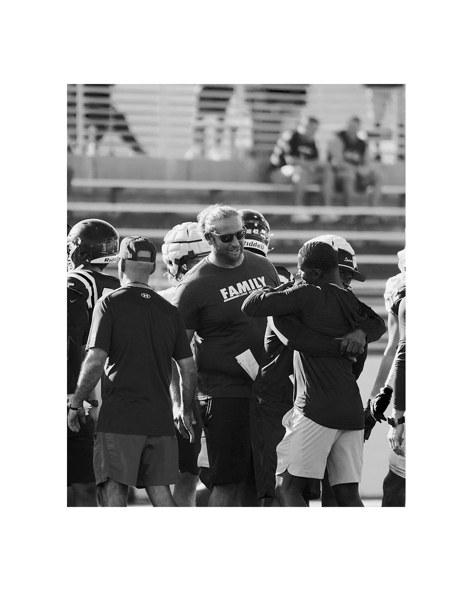 ElevateHymn's tweet photo. Views from C. H. Collins in Denton, Texas @DentonRyanFball https://t.co/VJud2BMHkE