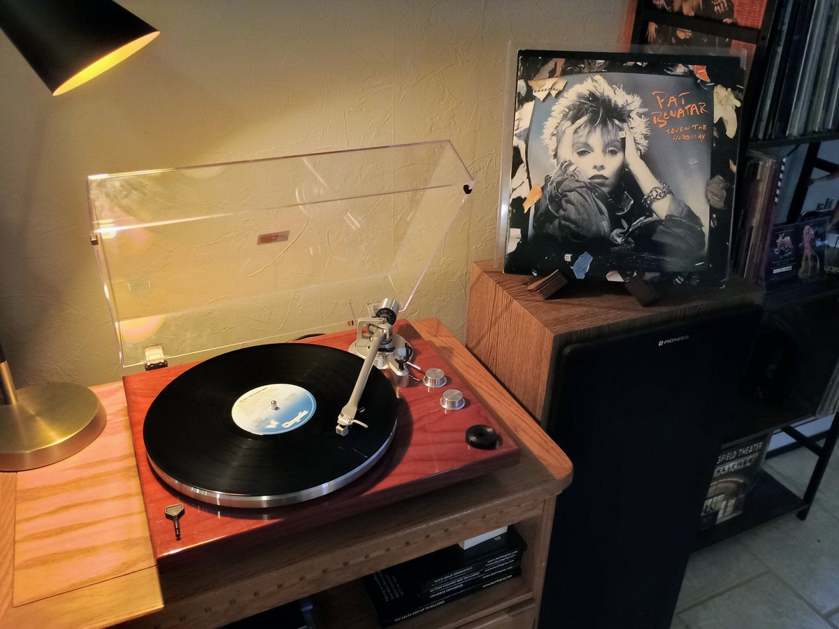 Pat Benatar
Seven The Hard Way