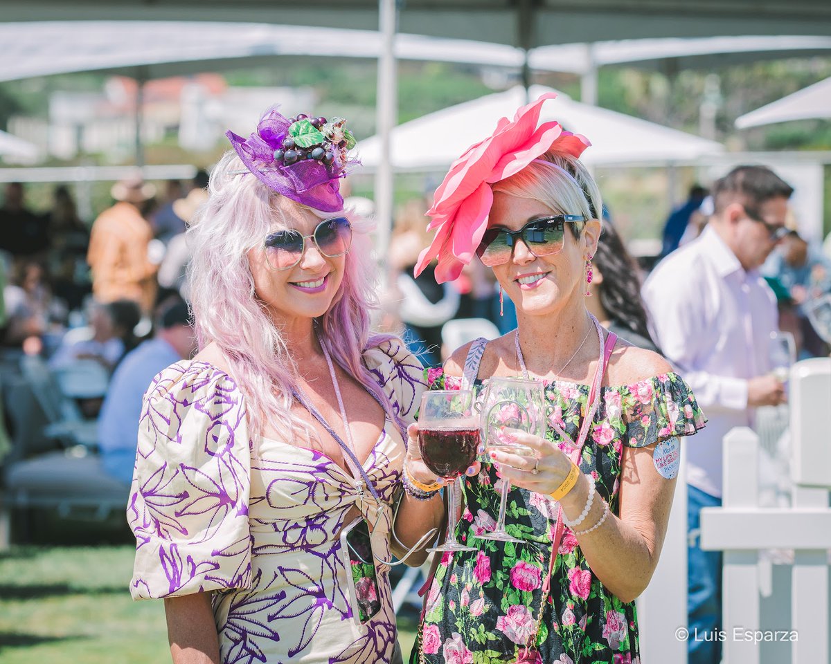 Why blend in when you can pop… corks and colors? 🌸🍷