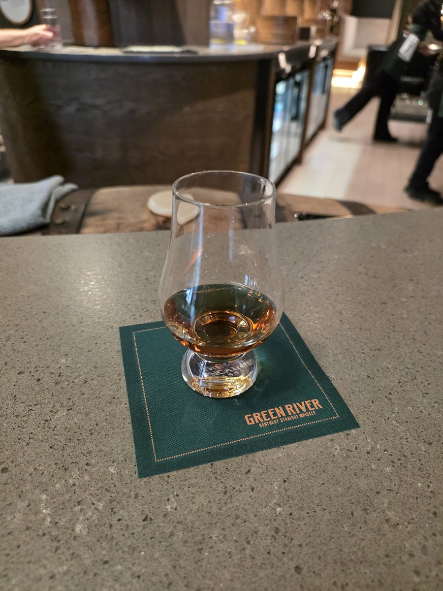 NextGreatPour's tweet photo. First stop in Kentucky. Green River tasting room. Single Barrel Wheated. Bringing home a bottle. https://t.co/4QeqkynWki