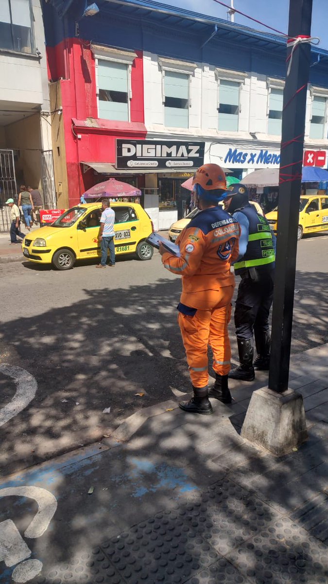 ComiteEscuela's tweet photo. Participación en los Simulacros de Emergencia de la Rama Judicial en Floridablanca y Piedecuesta (Santander).

#DefensaCivilColombiana 
#Santander
#comitéescuelapalonegro
#Palonegro https://t.co/0nfYFYeMZ9