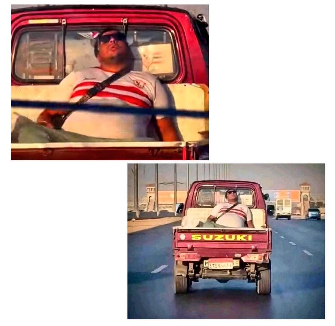اجمل مافي مباراه الزمالك ومودرن 
صوره المشجع الزملكاوي  اللي كانت وسيله انتقاله للمباراه سياره للنقل  ❤️❤️❤️