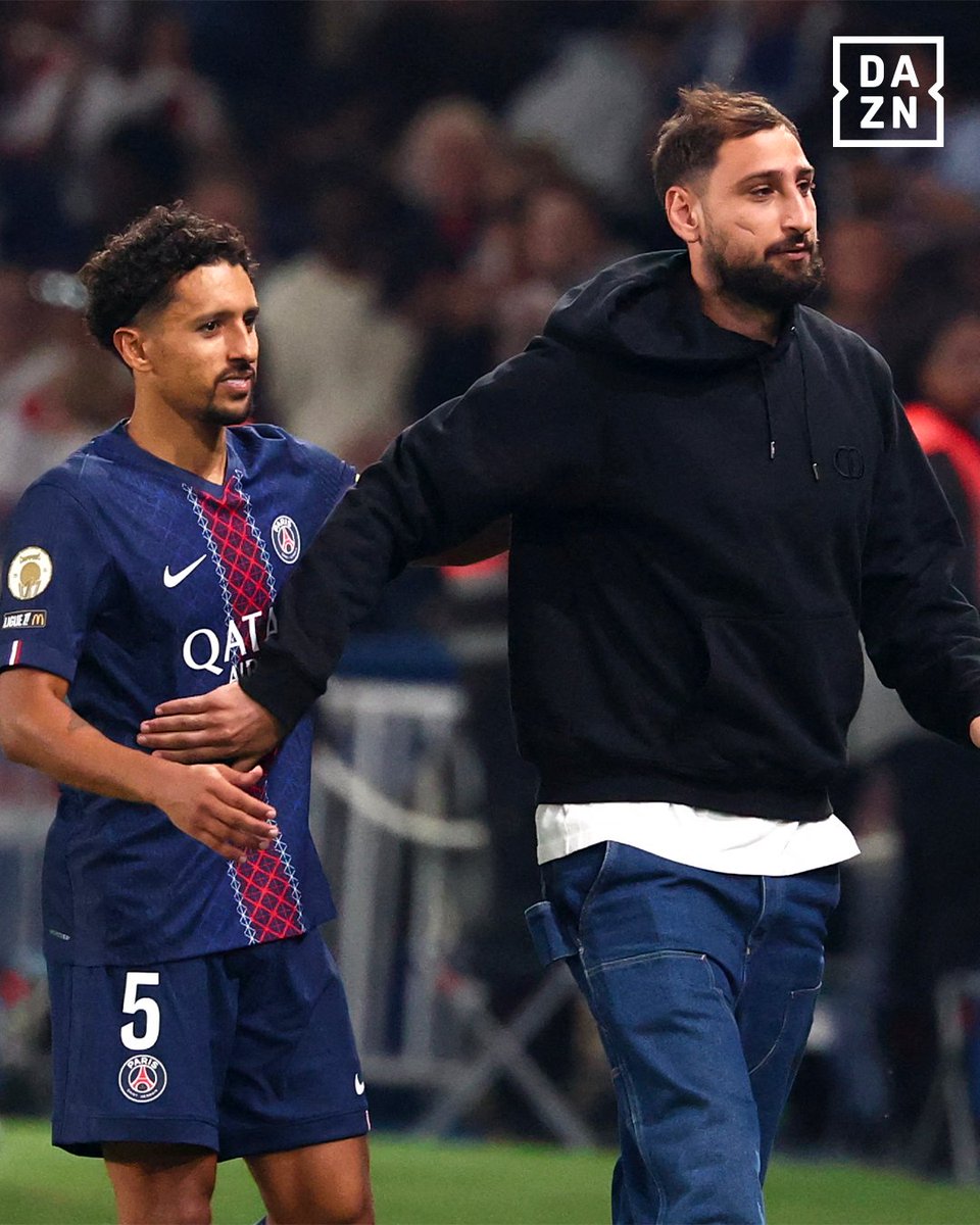 DAZN_FR's tweet photo. 🥹 | Les adieux de Gianluigi Donnarumma aux supporters parisiens. 👋🇮🇹 #PSGSCO https://t.co/uDOsKMZobU