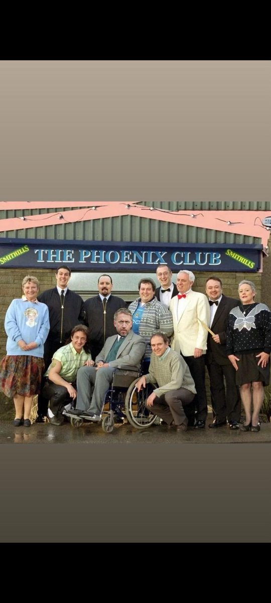 davestan64's tweet photo. Taxi for Potter wot a fcuking shambles beyond embarrassing #sameoldwestham https://t.co/2kZAmThY6O