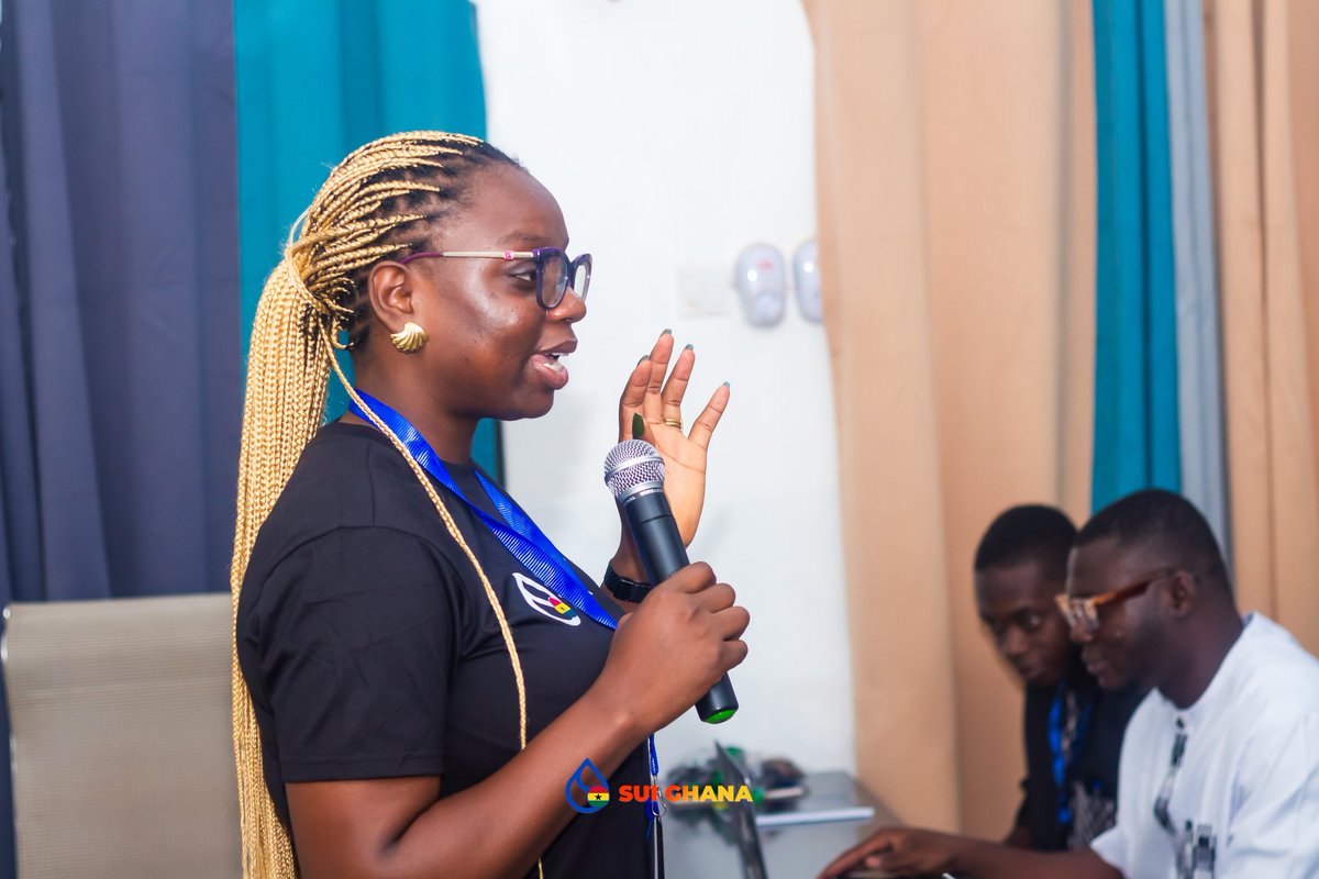SharifIddr31325's tweet photo. The Build With #MOVE workshop was such a great experience π§π
Learned a lot, connected with amazing minds, and had an inspiring time! π₯
#sui #web3 #schoolthot
@ujunwaedeh @HackerBoostX @Abdul_Hafiz13 @defiafrica @SuiNetworkGhana https://t.co/K89Mcef1wB