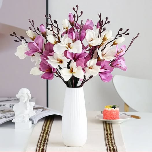livingspacesdp's tweet photo. Add a touch of natural beauty to your home with Artificial Magnolia Flowers. These realistic blooms bring classic charm and soft elegance to any vase or arrangement—no maintenance required. 🪻🌺
#MagnoliaDecor #FauxFlowers #HomeAccents #TimelessBeauty 
https://t.co/j1L3dKaYwy https://t.co/iJGvyVZitM