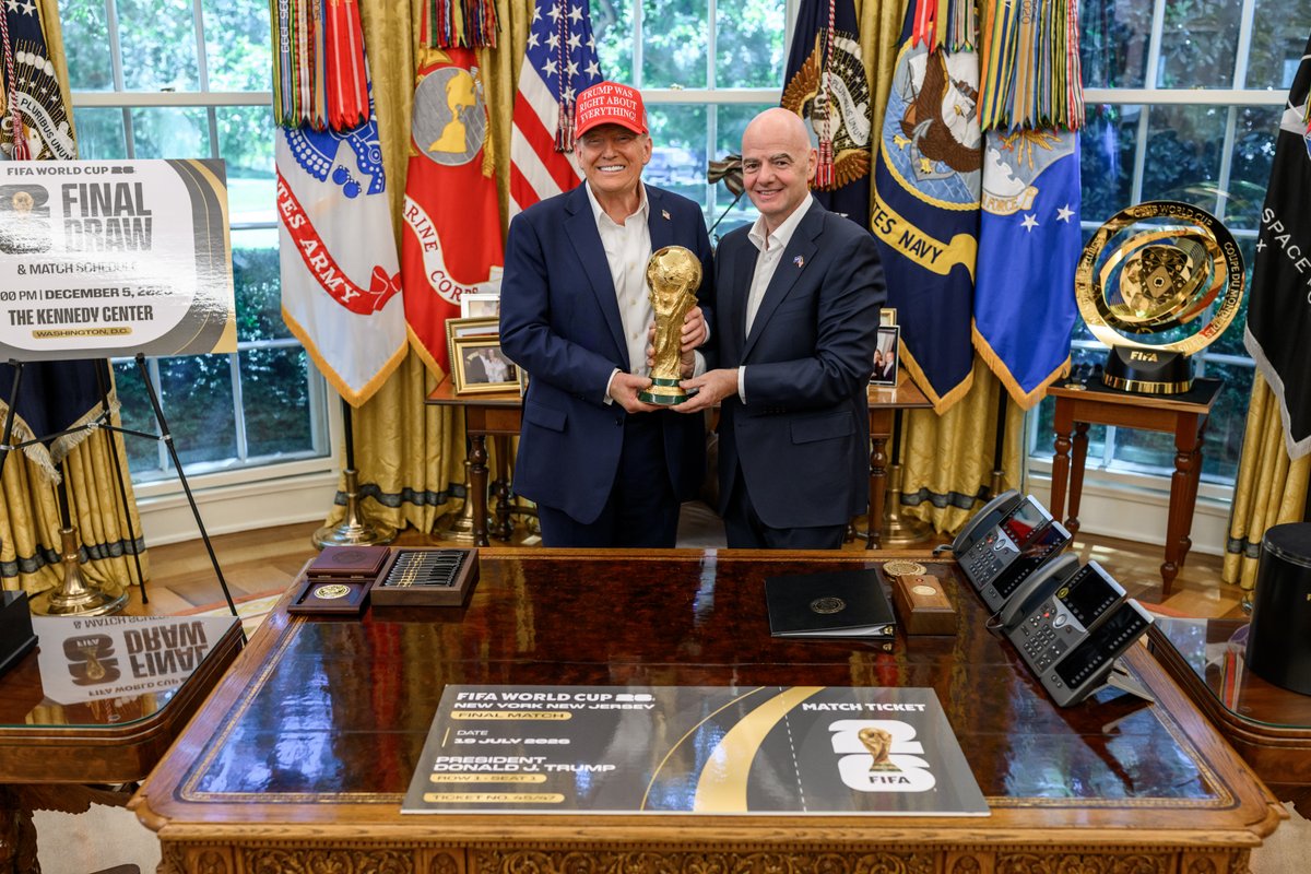 The White House (@whitehouse) on Twitter photo President Donald J. Trump and FIFA President Gianni Infantino announce the 2026 <a href="/FIFAWorldCup/">FIFA World Cup</a> draw will take place at the @KenCen in Washington, D.C. â˝ď¸ President Donald J. Trump and FIFA President Gianni Infantino announce the 2026 <a href="/FIFAWorldCup/">FIFA World Cup</a> draw will take place at the @KenCen in Washington, D.C. â˝ď¸