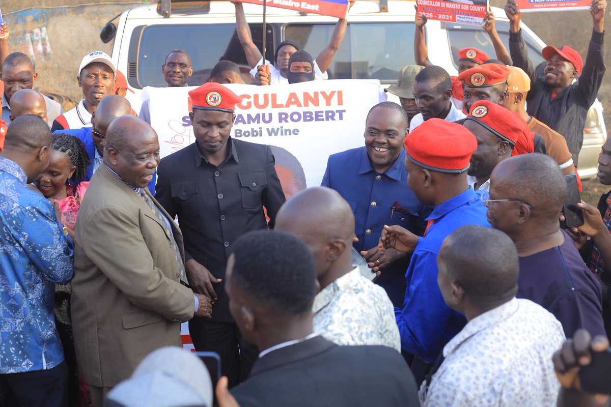 BuwemboHabib's tweet photo. Today, we have been invited by the @NUP_Ug leaders of Busiro East, led by the area MP Medard Lubega Ssegona. 

We have officially commissioned the party office and requested candidates vying for the party flag to avoid petty fights but work as a team. 
#ANewUgandaNow
#Kunga https://t.co/ObS0ngz54C