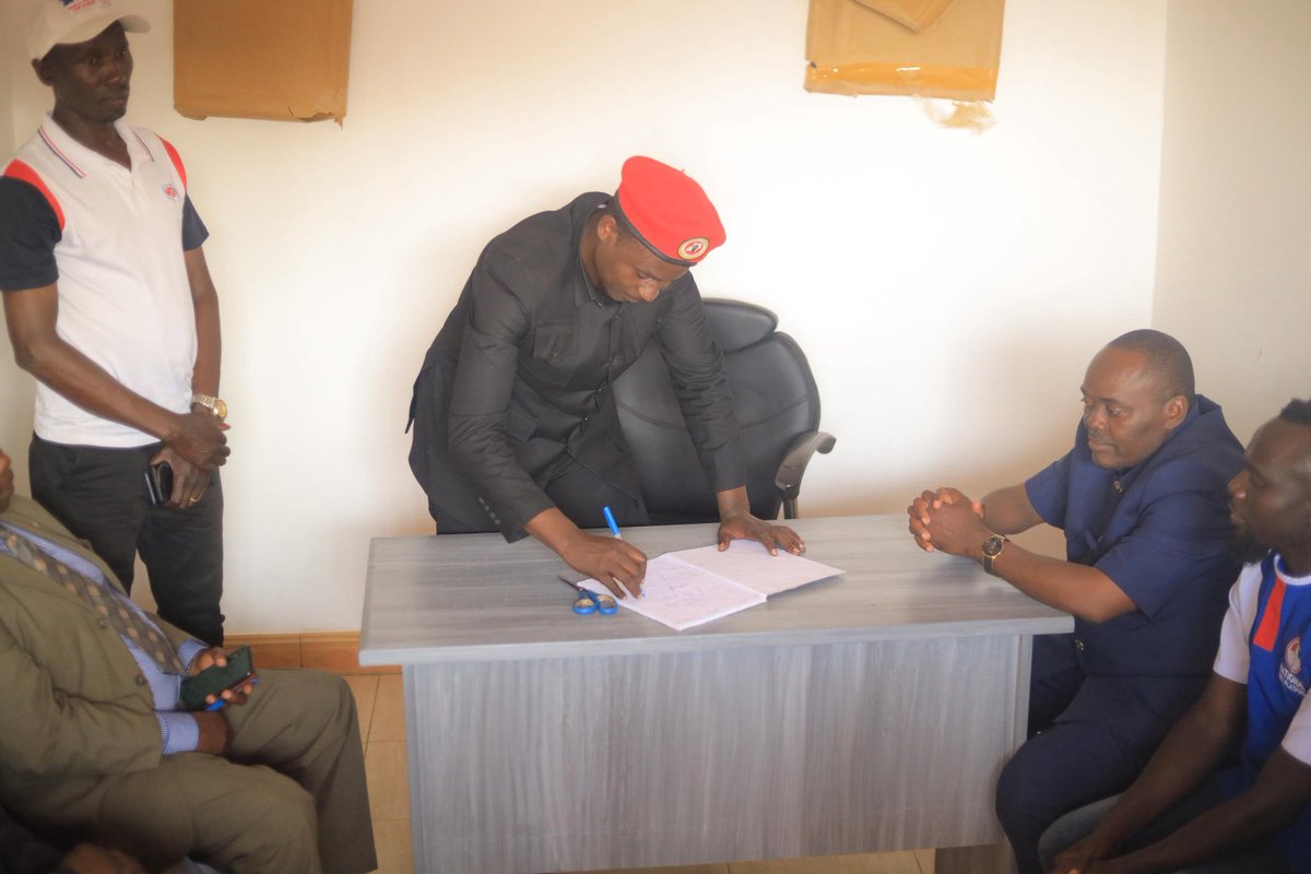 BuwemboHabib's tweet photo. Today, we have been invited by the @NUP_Ug leaders of Busiro East, led by the area MP Medard Lubega Ssegona. 

We have officially commissioned the party office and requested candidates vying for the party flag to avoid petty fights but work as a team. 
#ANewUgandaNow
#Kunga https://t.co/ObS0ngz54C
