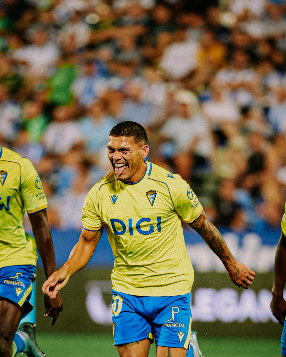 𝗠𝗶 𝘂𝗿𝘂𝗴𝘂𝗮𝘆𝗼 𝗳𝗮𝘃𝗼𝗿𝗶𝘁𝗼 🤪 🇺🇾

#LeganésCádiz #LALIGAHYPERMOTION