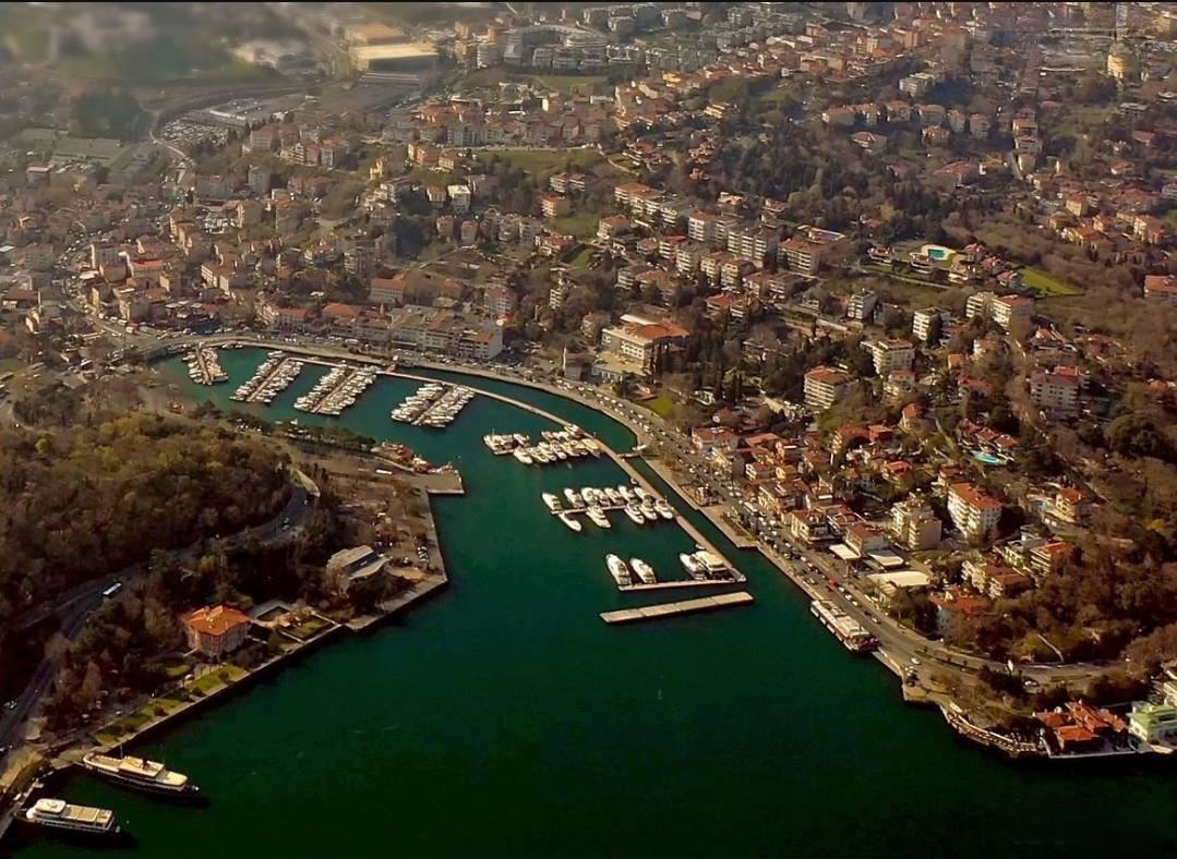 İstinye, on the Bosphorus, 1959 and 2020

Photo from NOSTALJİK İSTANBUL ESİNTİLERİ