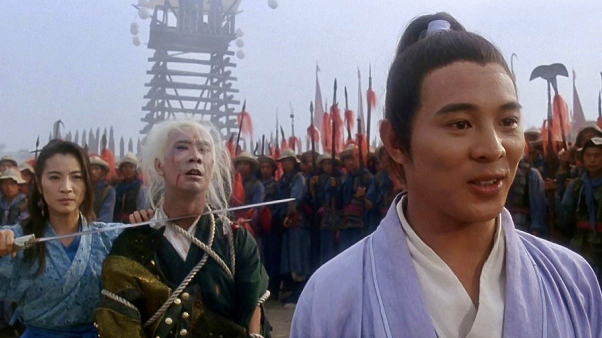 “Baaaaaaaack offfffffffff!
Get baaaaaaaaaaaaaack!”

The best shaolin movie ever. 😂😂