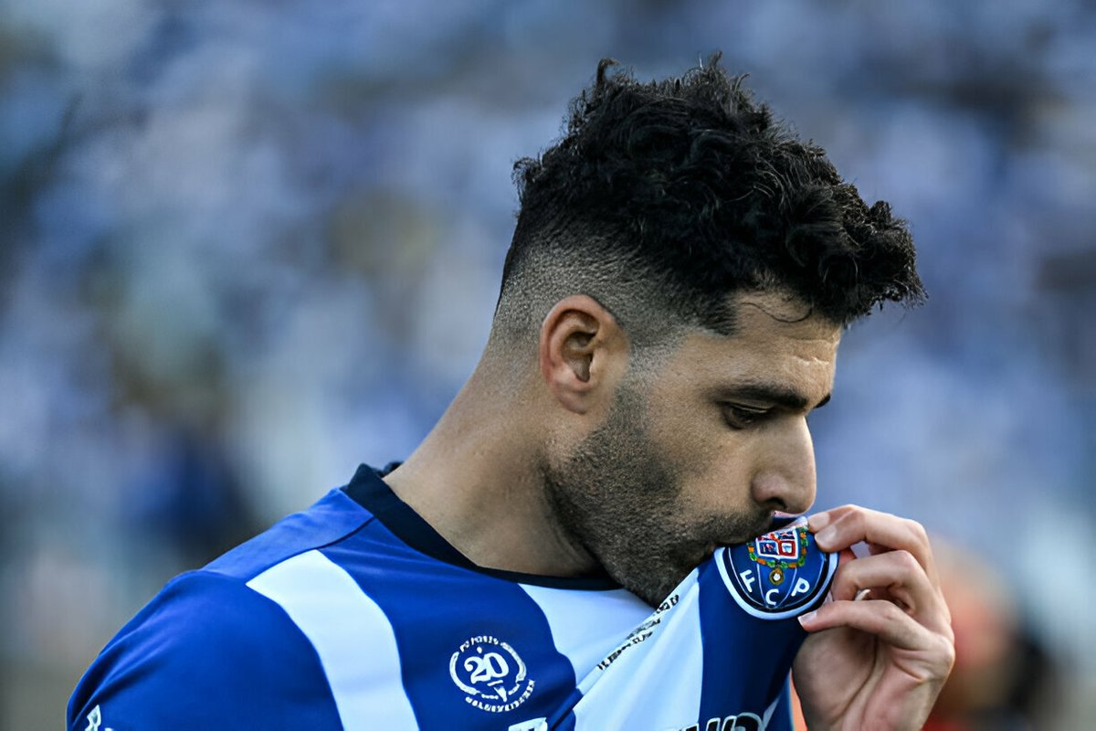 Mehdi Taremi recusou reforçar o Sporting de Lisboa por respeito ao trajeto no FC Porto, revela <a href="/portugueseins/">Portuguese Insider</a>. 💙👏🏼