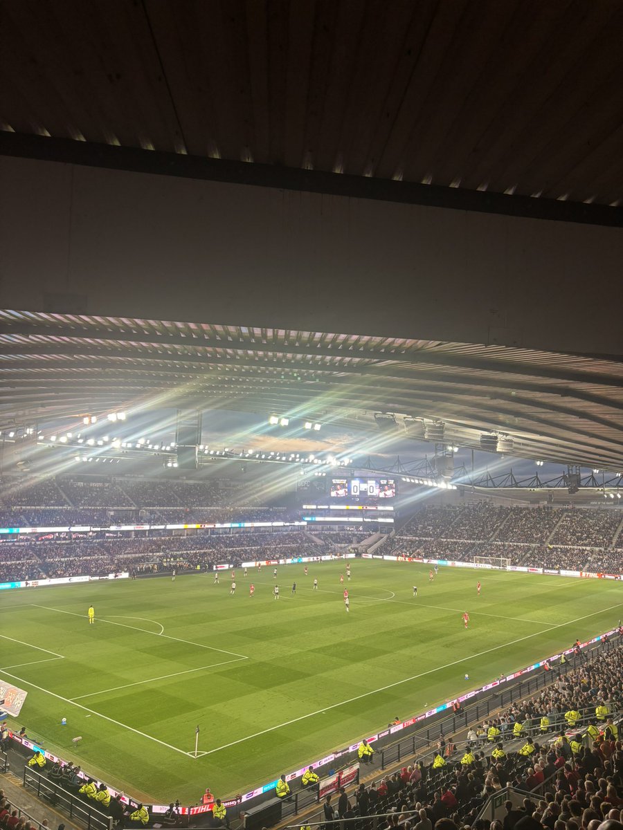 tom_wall87's tweet photo. Derby away, frustrating game should of put the game to bed, uneaten reds 🔴 https://t.co/8sNdZia5DE