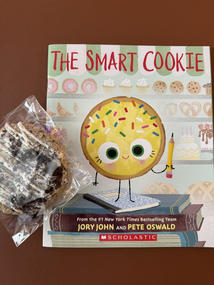 lwplummer's tweet image. I love starting back to school with @Scholastic! Thank you, @lisaghthomas, for your support and partnership!