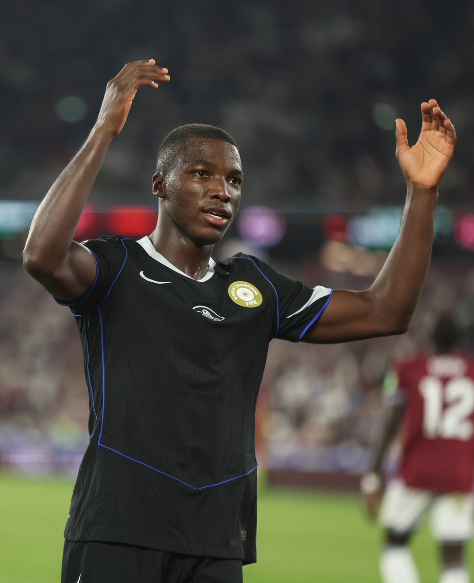 🚨 Moisés Caicedo becomes the first DM to score a goal as a FIFA Club World Cup winner in football history.