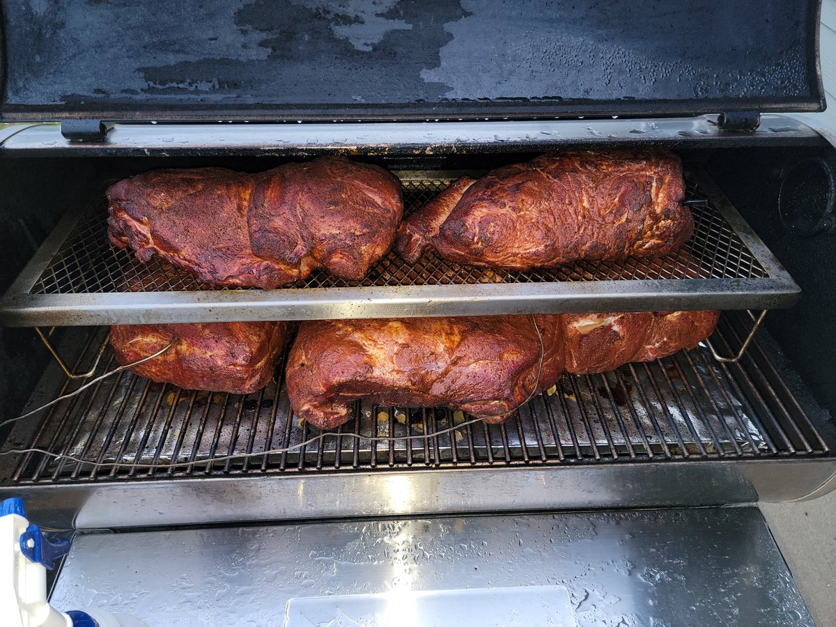 billybub33's tweet image. Smoking porkbutts for church event.  They turned out absolutely awesome 👌.  As usual,  the #Recteq smoker performed flawlessly.