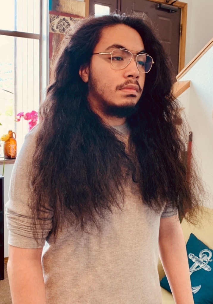 Silent1Meow's tweet photo. Me Vs. My Art
(Took this photo a couple days ago before heading out to get a haircut, donated to #wigsforkids!) https://t.co/TXWWXdACa3