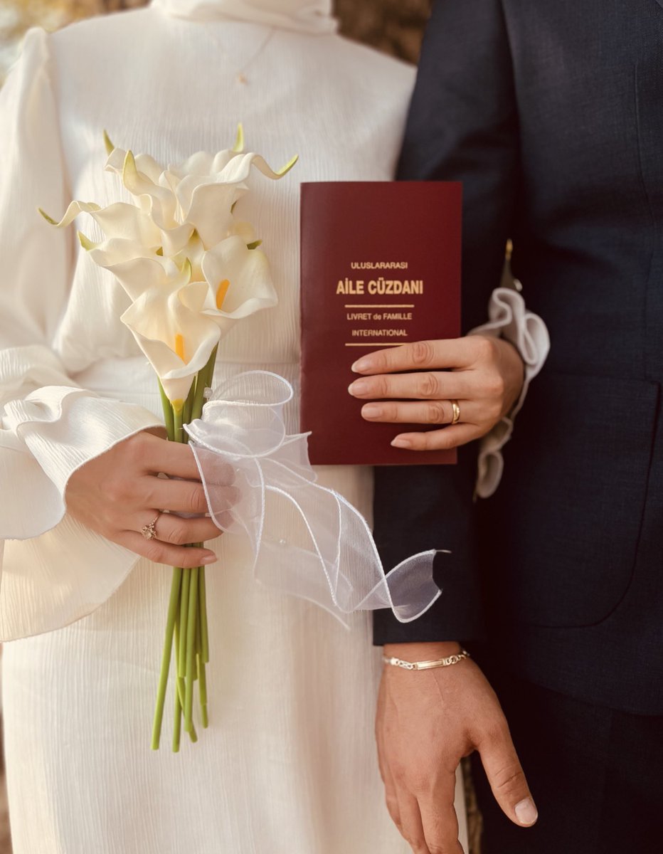 Ağustos ayında aldıklarım;
- Sevgilimin soyadı