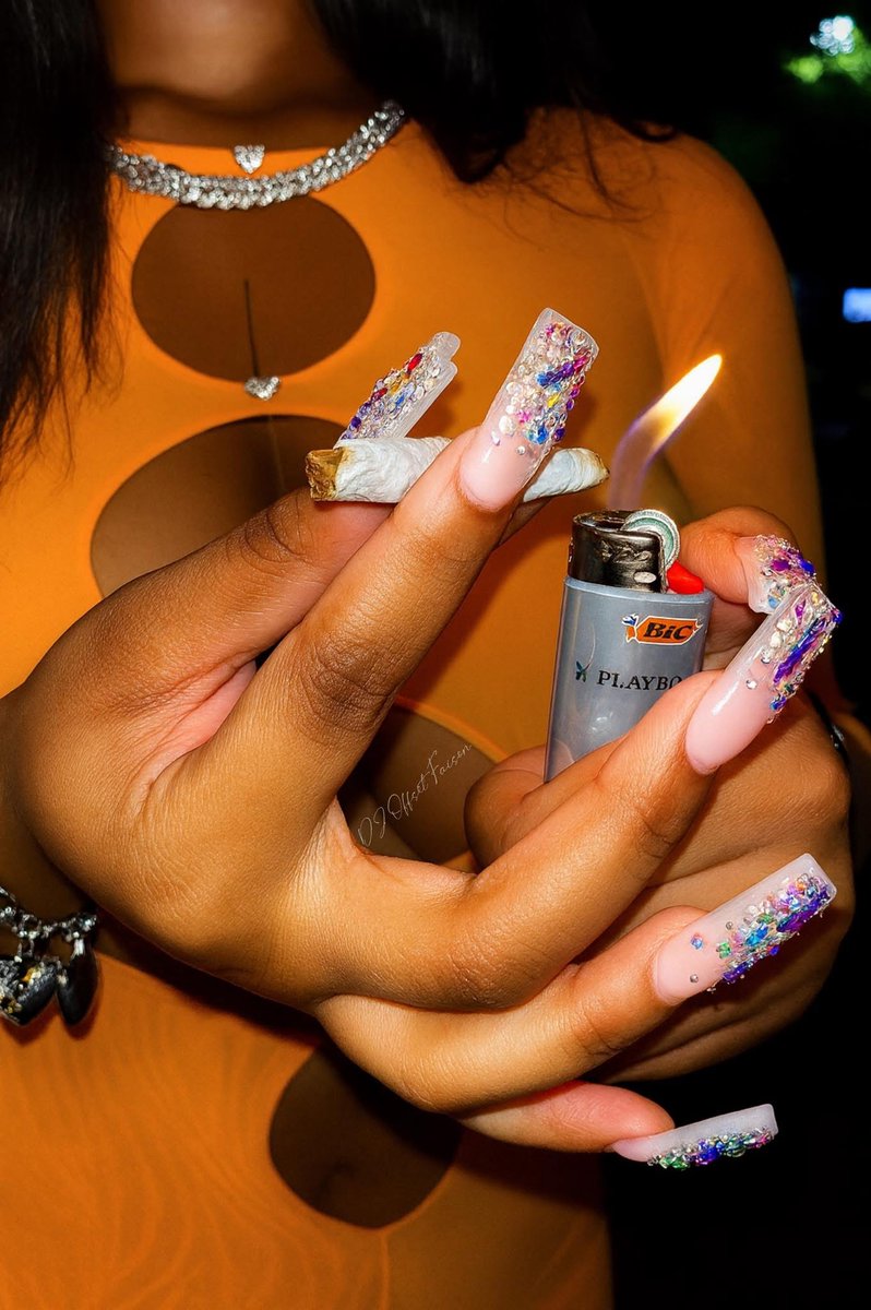 “Smoking Isn’t Cute.” 

Me Not Giving Af: