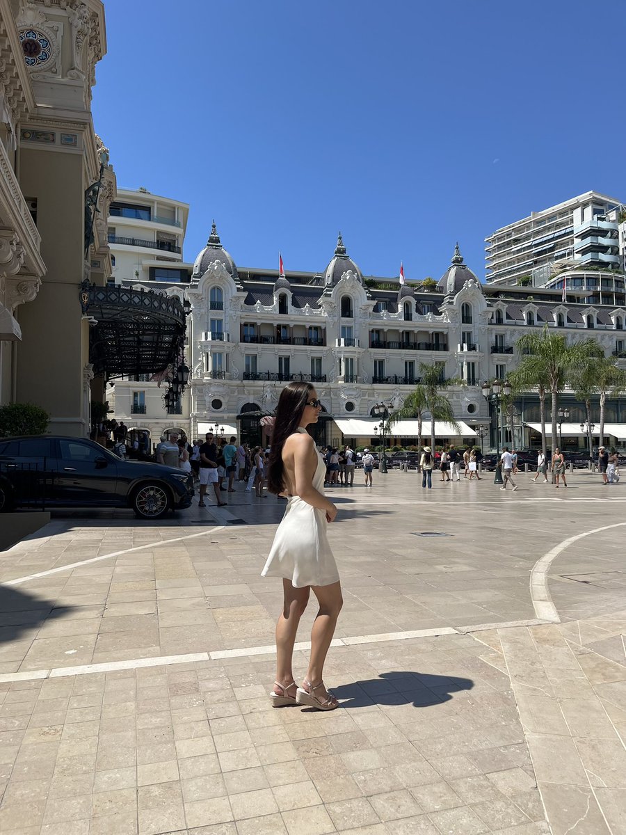 itsnayvi's tweet photo. hi monaco 🌴 https://t.co/tlrgjaGuWq