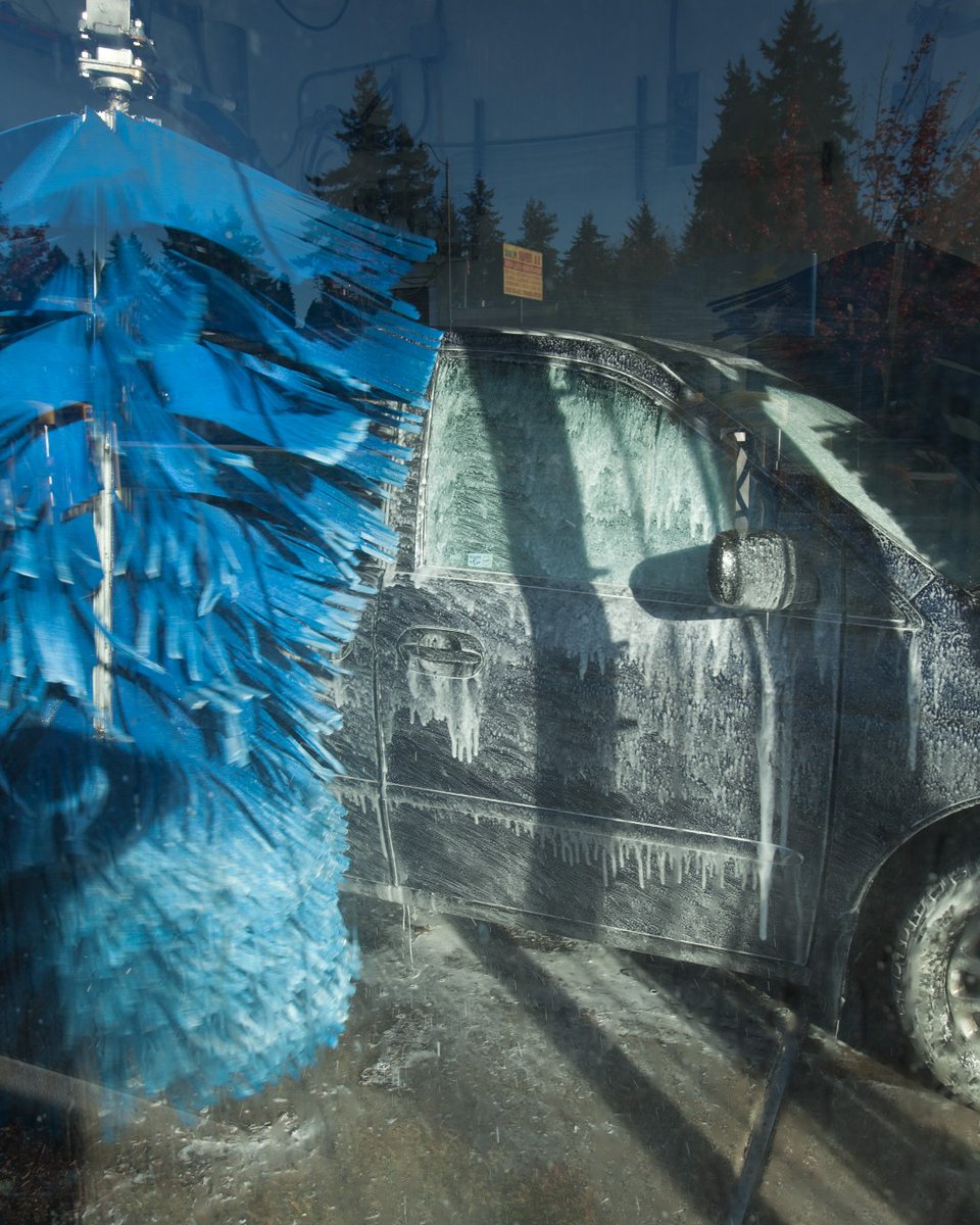 Who else gets hypnotized by big blue brushes and swirling suds? 🌀 #CarWashTherapy