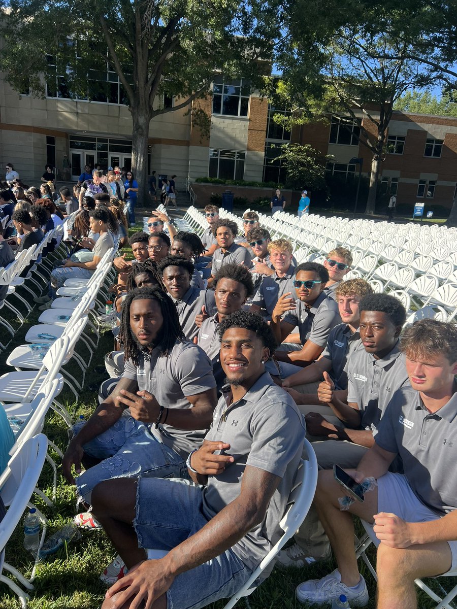 HUNTER SIMS (@coachhsims) on Twitter photo I AM SO PROUD OF OUR FRESHMAN ADAPTING EARLY‼️‼️‼️
BOY THEY LOOK GOOD‼️‼️‼️
<a href="/TylerLamar__/">Tyler Lamar</a> STRAIGHT DUDE WHEN IT COMES TO TAKING CARE OF THE GUYS I AM SO PROUD OF OUR FRESHMAN ADAPTING EARLY‼️‼️‼️
BOY THEY LOOK GOOD‼️‼️‼️
<a href="/TylerLamar__/">Tyler Lamar</a> STRAIGHT DUDE WHEN IT COMES TO TAKING CARE OF THE GUYS