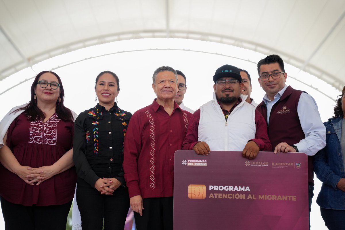 juliomenchaca_'s tweet photo. Con los #ProgramasDelPueblo, Ana, Julia, Isamar, Reinalda, Fausto, Yocundo, Esther y miles de familias en #Hidalgo reciben el impulso para hacer crecer sus proyectos, mejorar sus ingresos y vivir con mayor dignidad.

¡La transformación va a toda marcha!

@Bienestar_Hgo 

#PrimeroElPueblo
