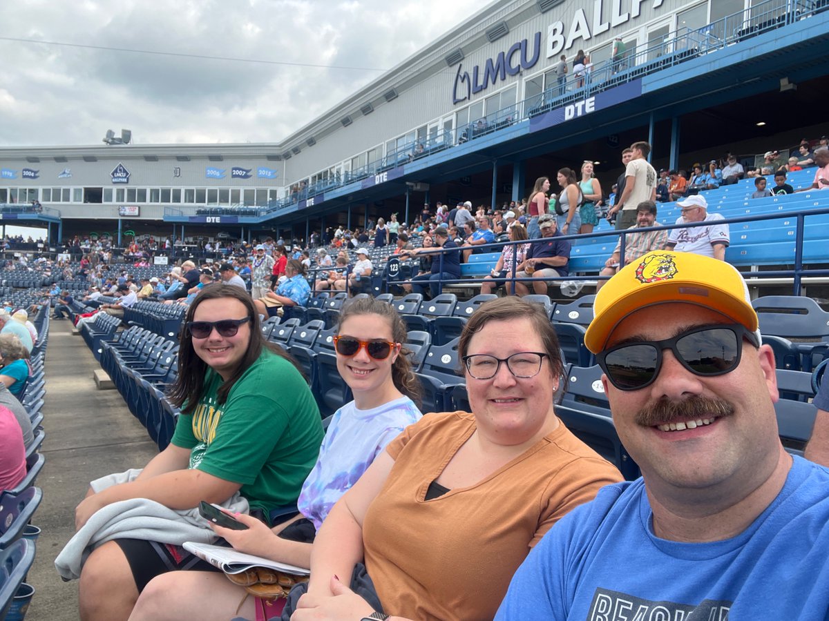 Timmer2005's tweet photo. @wmwhitecaps 

Family Night at the Whitecaps.
#catchthewave https://t.co/PEy5B4jCWz