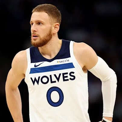 LegionHoops's tweet photo. Donte DiVincenzo to his Wolves teammates when they were filling out a worst-coach in the NBA poll:

“You mfers better not write Tom Thibodeau. Don’t even think about it. He’s the best.”

(via @FredKatz, h/t @Fullcourtpass) https://t.co/fpHnO1WqB0