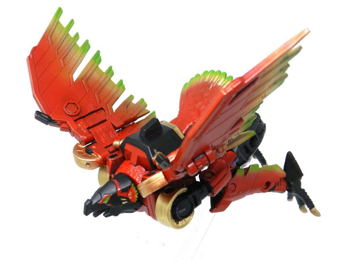 ChromeTyranno's tweet photo. Transformers Legacy:  Maximal Windblade (Pheonix) 
Took the "Way of Flame" a bit literally when picking her beast mode. 
(Reposts appreciated as always!) https://t.co/QE86FuJXEg