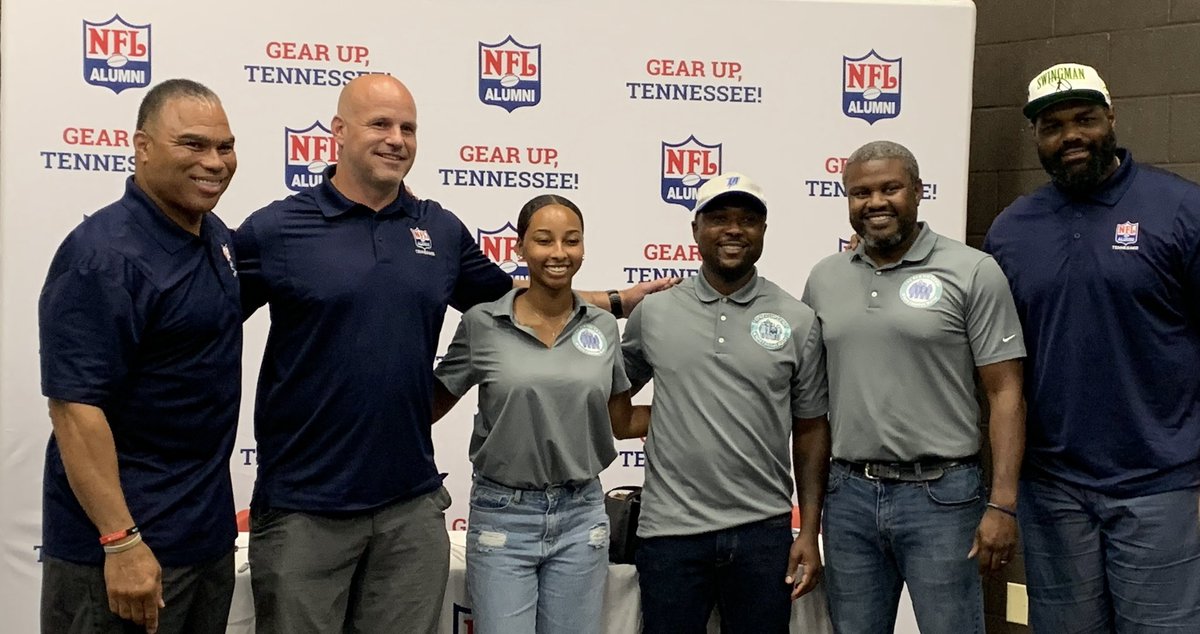 Michael Oher tweet media