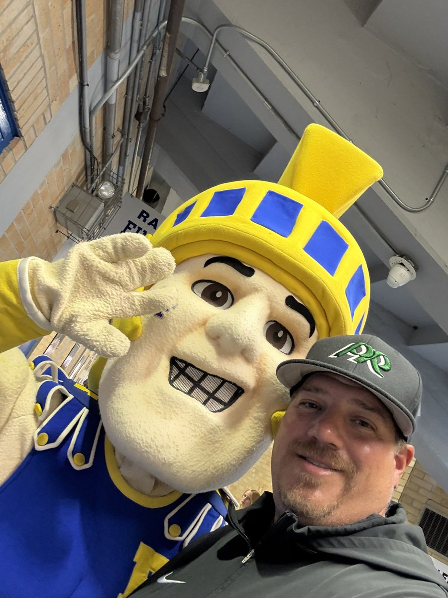 Got a pic with the Trojan mascot