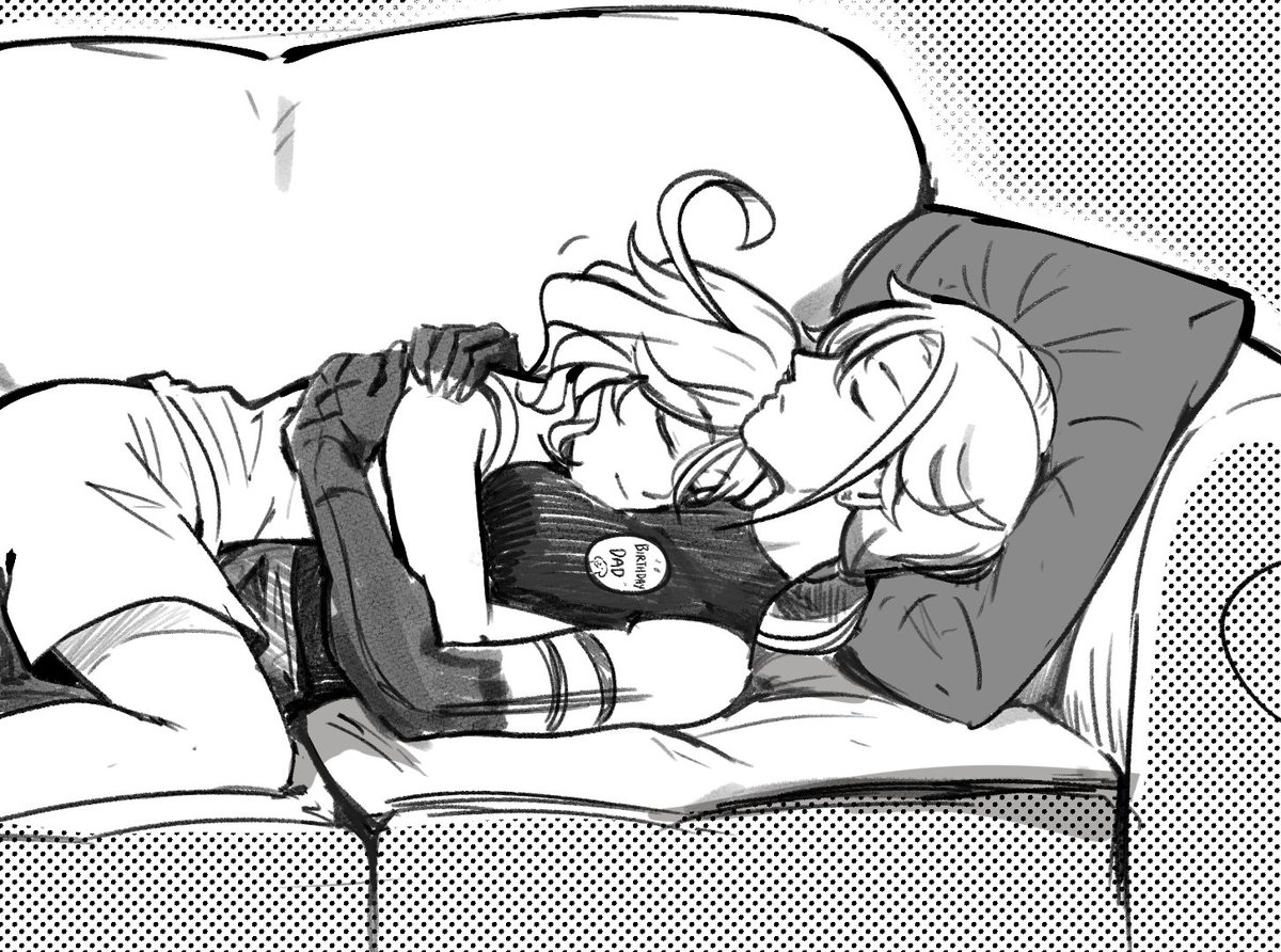OrdinaryReese's tweet photo. Birthday nap with the birthday father #arlefuri https://t.co/gSkfRUkOWW