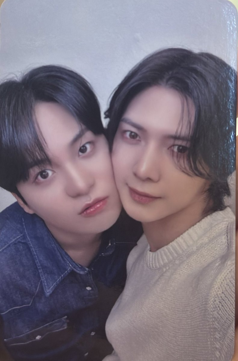 jongsangent's tweet photo. I’m crying real tears rn https://t.co/C9v1OUemdW