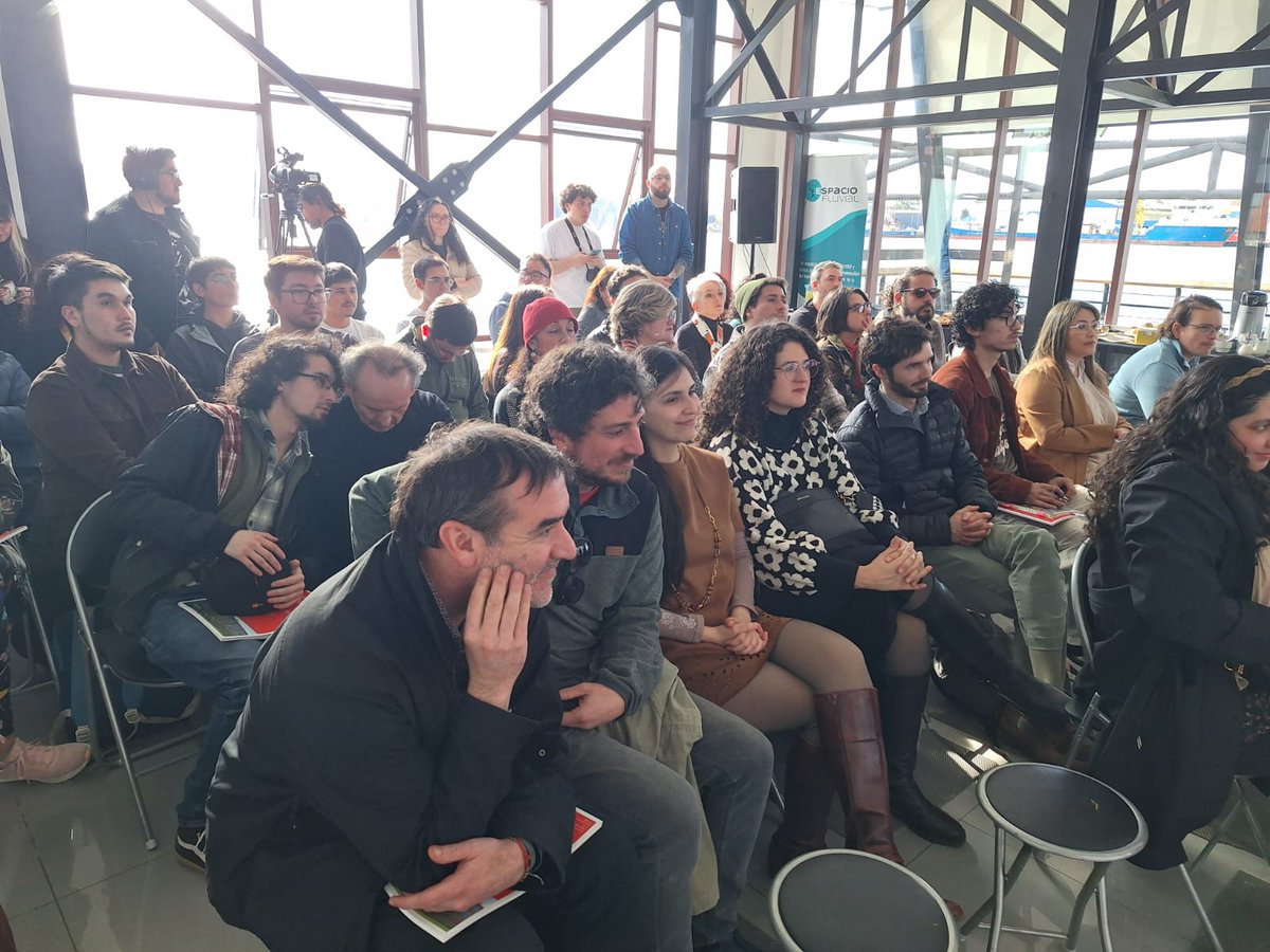 El Rector de la UACh, Dr. Egon Montecinos, asistió a la actividad de inauguración del Programa Internacional  de Estudios  Médico-Filosóficos y Bioéticos, desarrollado en conjunto por la Facultad de Medicina junto a la de Filosofía y Humanidades de la UACh.

La temática central