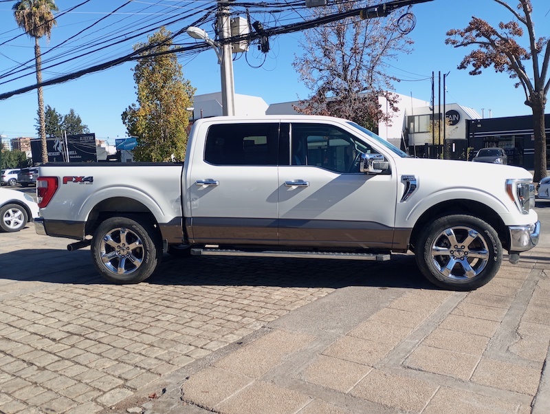 2022 FORD F-150 LARIAT LUXURY 5.0L V8 4X4
53.213 kms $41.590.000
Luz Garavito +56 9 3417 9103
MÁS DETALLES AQUÍ:
grandeautos.com/listing/2022-f…

#GrandeAutos #Chile #Santiago #Rancagua #Talca #SanFernando #Curicó #Linares #Constitución #Cauquenes #Concepción #Talcahuano #Vitacura