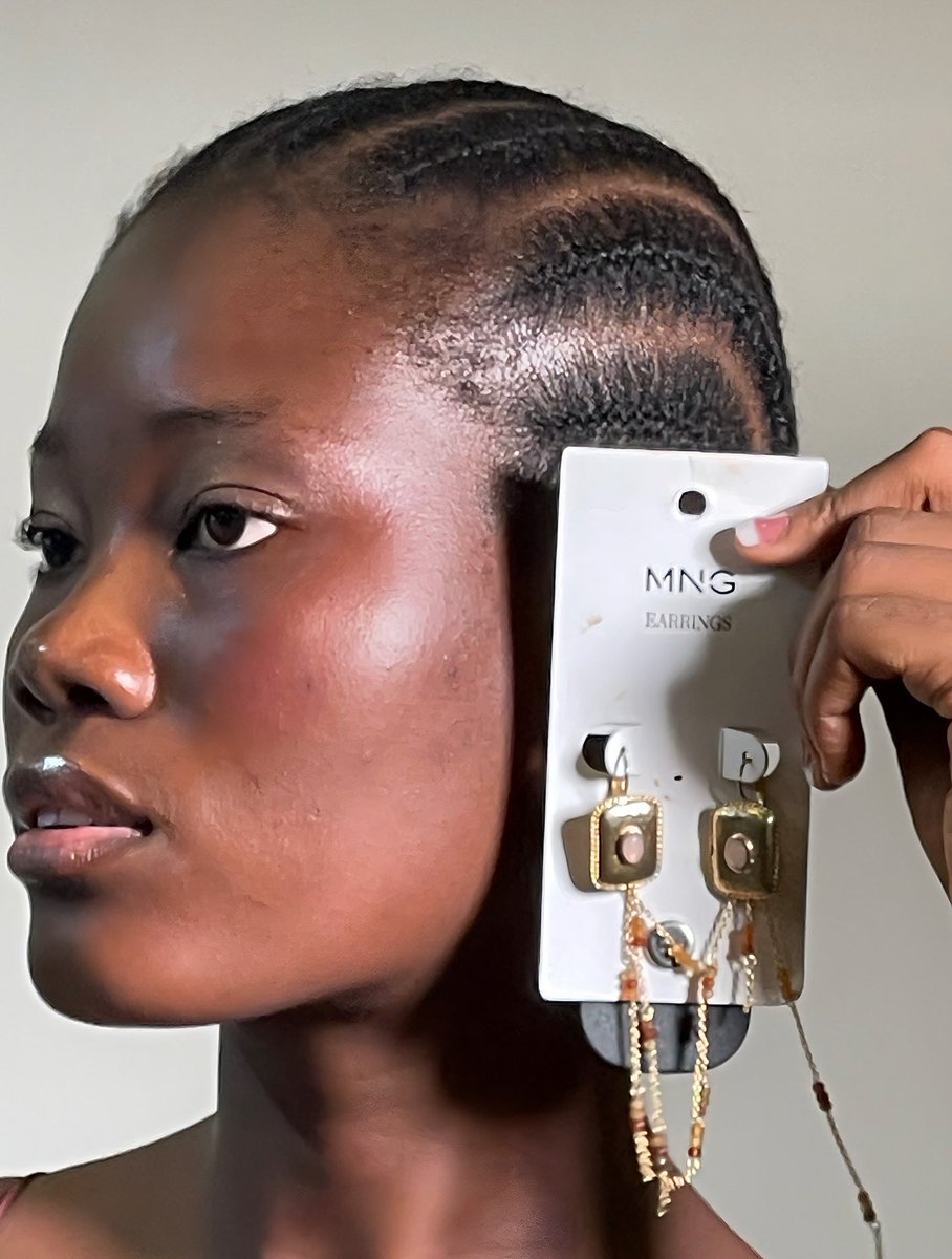 Dotandline__'s tweet photo. 2024__Mango earrings campaign with TNJ. A moment of creativity, style, and detail that continues to inspire the work we do today.

#DotAndLineCreativeStudio
#Mango
#TNJMarketingAgency
#CreativeDirection
#LuxuryVisuals
#FashionCampaign
#VisualProduction
#LuxuryCreatives https://t.co/22YspaQ0ai
