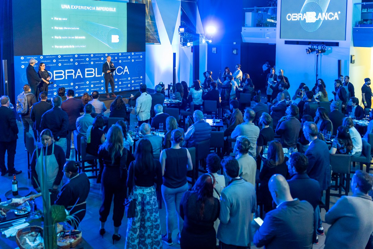 El pasado miércoles <a href="/ObraBlancaExpo/">Obra Blanca</a> reveló su agenda completa de contenidos, diseñada para arquitectos e interioristas que, conforman la Experiencia Obra Blanca, tres días de inmersión en el sector de los acabados y productos de diseño para la arquitectura.  #NosvemosenOB