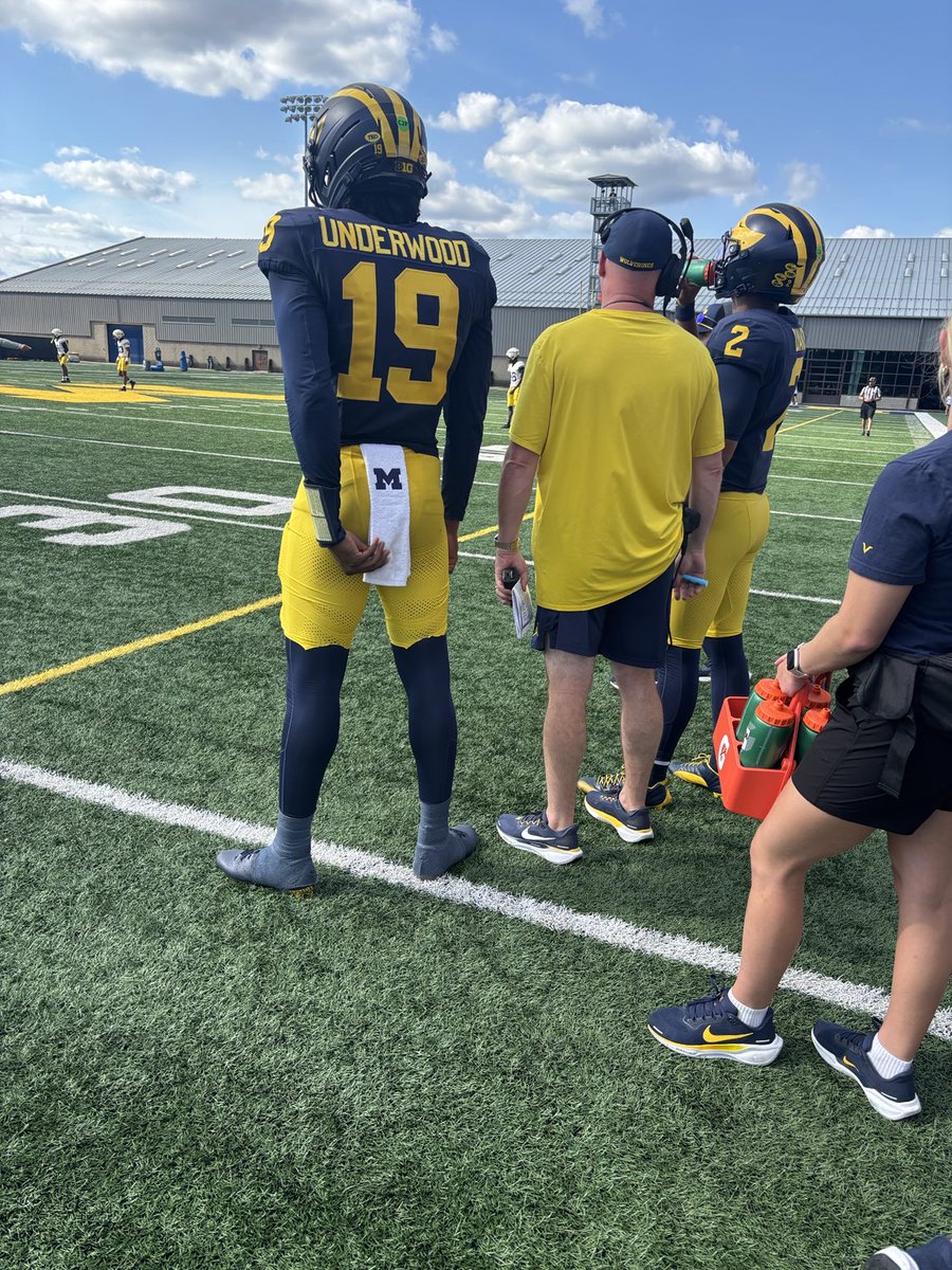 BTNDaveRevsine's tweet photo. Chip Lindsey was very complementary of WR’s - Donaven McCulley has settled in as a top target

Some young guys could help too - buzz today around Andrew Marsh - and was easy to see why after watching him https://t.co/2GGqm9Serx