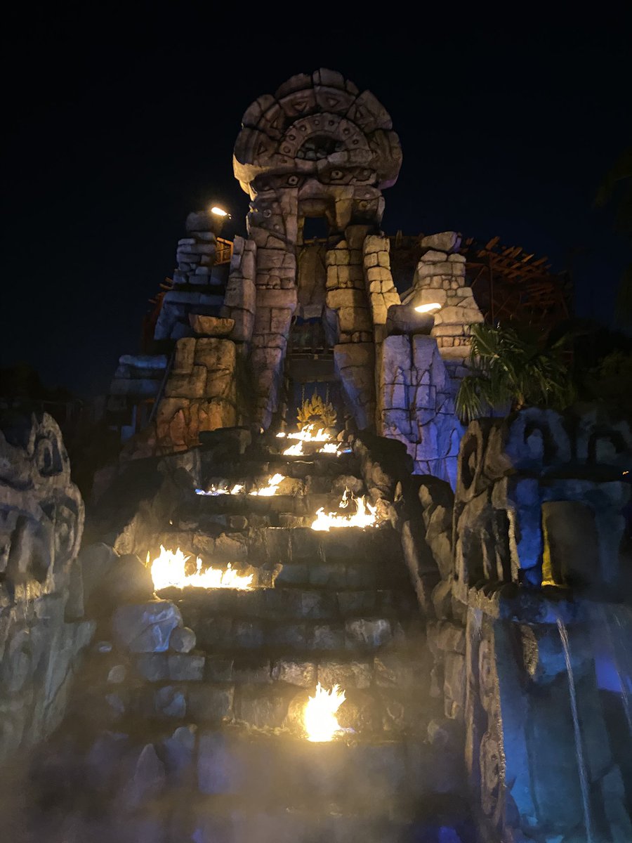 ThemeParkChasers ☀️🎢💐 tweet media