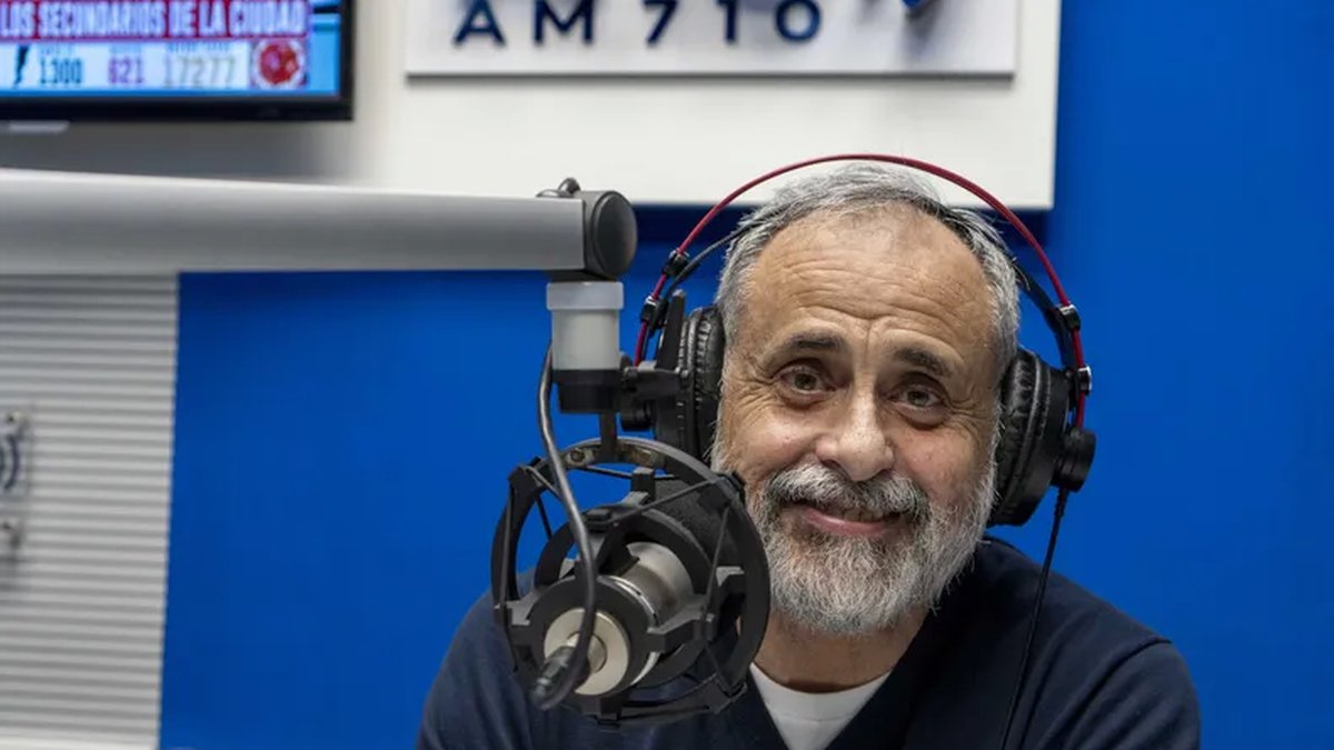 Milagros Juarez (@juazmilagros) on Twitter photo Te mereces descansar el finde nos hiciste muy felices <a href="/rialjorge/">JORGE RIAL</a>
Gracias por tanto ✌🏼 Te mereces descansar el finde nos hiciste muy felices <a href="/rialjorge/">JORGE RIAL</a>
Gracias por tanto ✌🏼