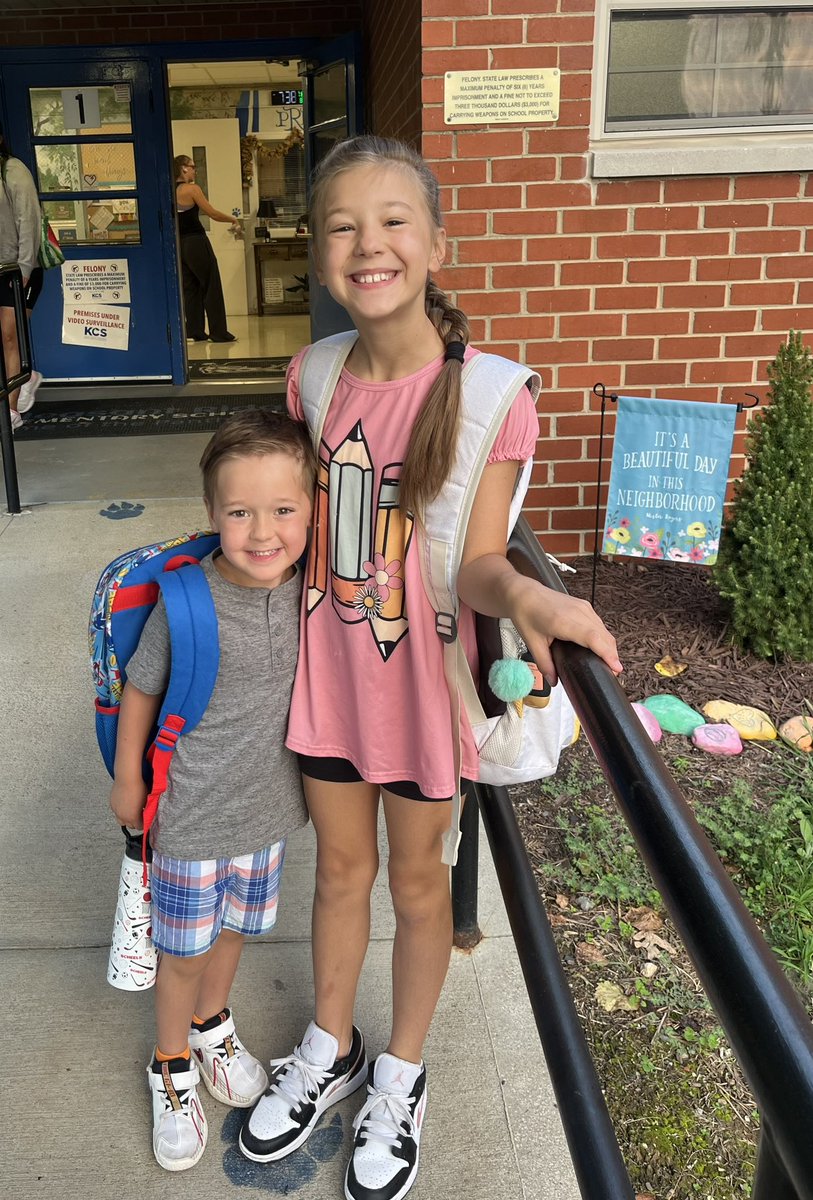 Jennie Scott tweet media