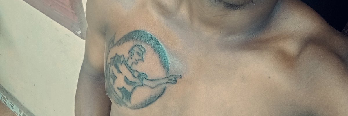 societylovsJay's tweet photo. Me getting this @Emperor_coinsol tattoo should be enough proof of how bullish I am.

Been in this space for a long time I know a real game changer when I see one.

The BULLISH momentum is right here 👇🏿 https://t.co/t6bNSf8RTI